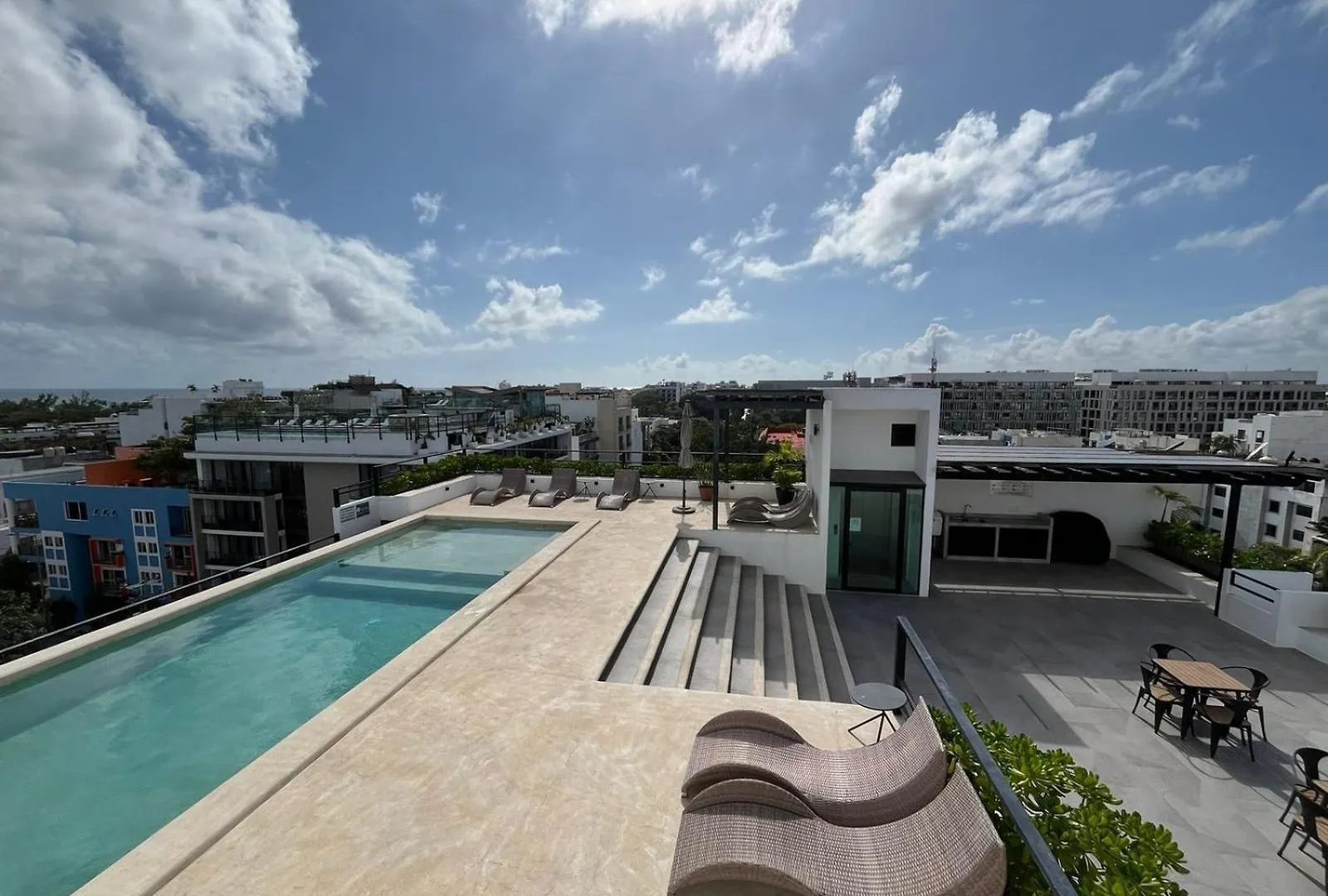 1 Bd Apt Top Location! Gym, Pool Playa del Carmen Apartamento
